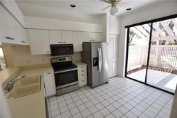 Picture of 5528 Hampstead Heath Unit 2, Sarasota, FL 34235