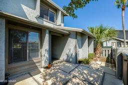 Picture of 150 Limewood Place Unit 6, Ormond Beach, FL 32174