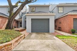 Picture of 2515 Crowder Lane Unit 16, Tampa, FL 33629