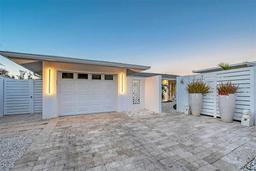 Picture of 309 Avenida Milano, Sarasota, FL 34242