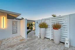 Picture of 309 Avenida Milano, Sarasota, FL 34242