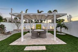 Picture of 309 Avenida Milano, Sarasota, FL 34242