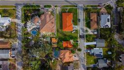 Picture of 715 Virginia Ave, Tarpon Springs, FL 34689
