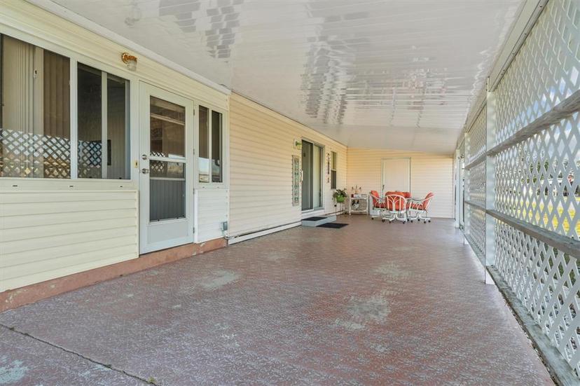 Picture of 6719 Canterbury Drive Ne, Winter Haven FL 33881