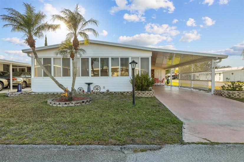 Picture of 6719 Canterbury Drive Ne, Winter Haven FL 33881
