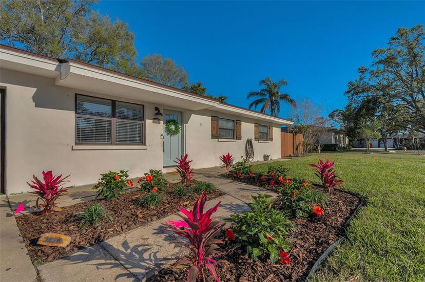 Picture of 1633 Clearview Avenue, Clearwater FL 33756