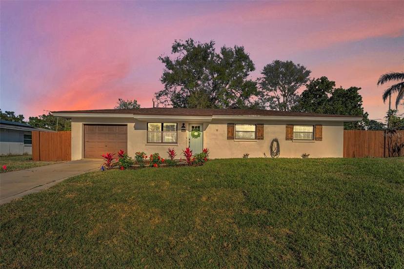 Picture of 1633 Clearview Avenue, Clearwater FL 33756