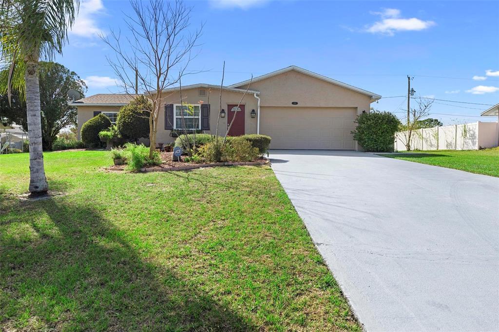 Picture of 826 W Gaucho Circle, Deltona, FL 32725