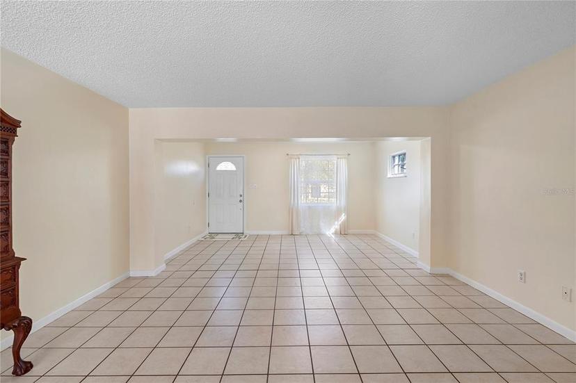 Picture of 826 W Gaucho Circle, Deltona FL 32725