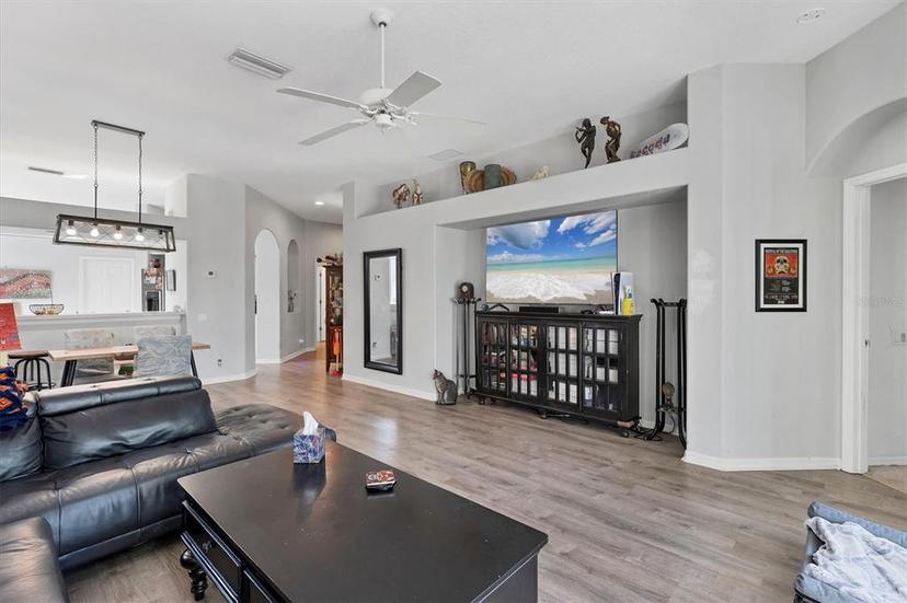 Picture of 5003 88Th Street E, Bradenton FL 34211