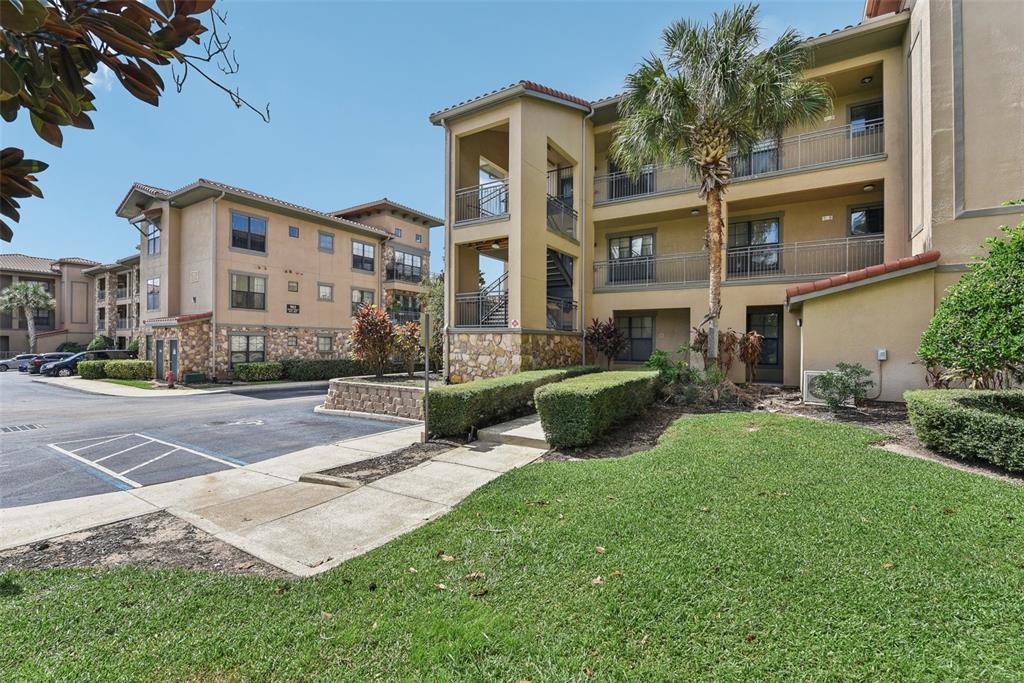 Picture of 901 Charo Parkway Unit 731, Davenport, FL 33897