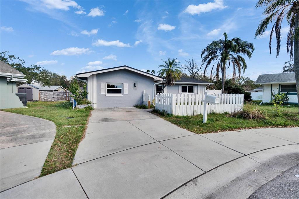 Picture of 415 Maplewood Circle, Oldsmar, FL 34677