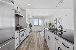 Picture of 1208 E Kennedy Boulevard Unit 1019, Tampa, FL 33602