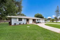 Picture of 651 Percheron Circle, Nokomis, FL 34275