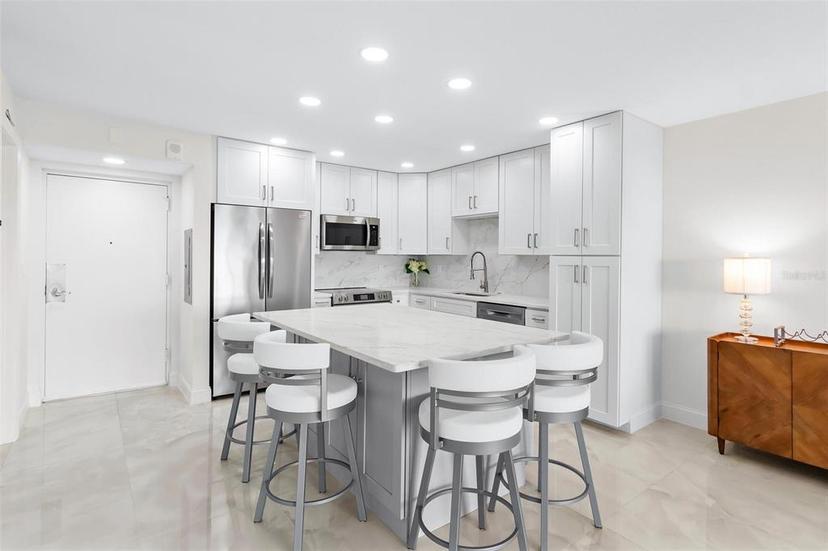 Picture of 4900 Brittany Drive S Unit 408, St Petersburg FL 33715