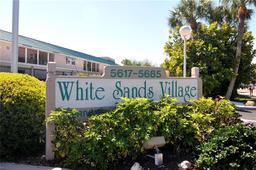 Picture of 5665 Midnight Pass Road Unit 410, Sarasota, FL 34242