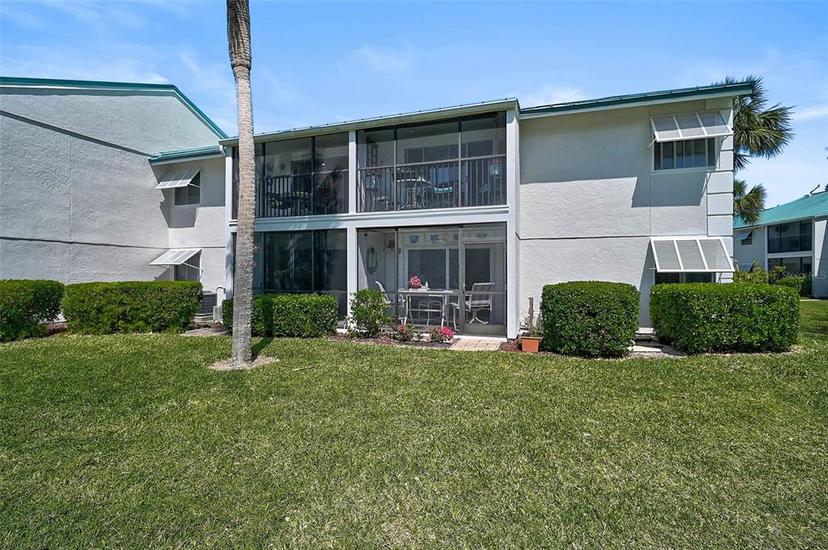 Picture of 5665 Midnight Pass Road Unit 410, Sarasota FL 34242