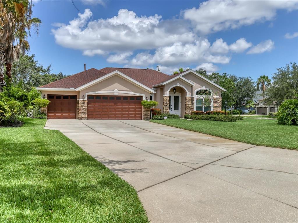 Picture of 7723 Heyward Circle, University Park, FL 34201