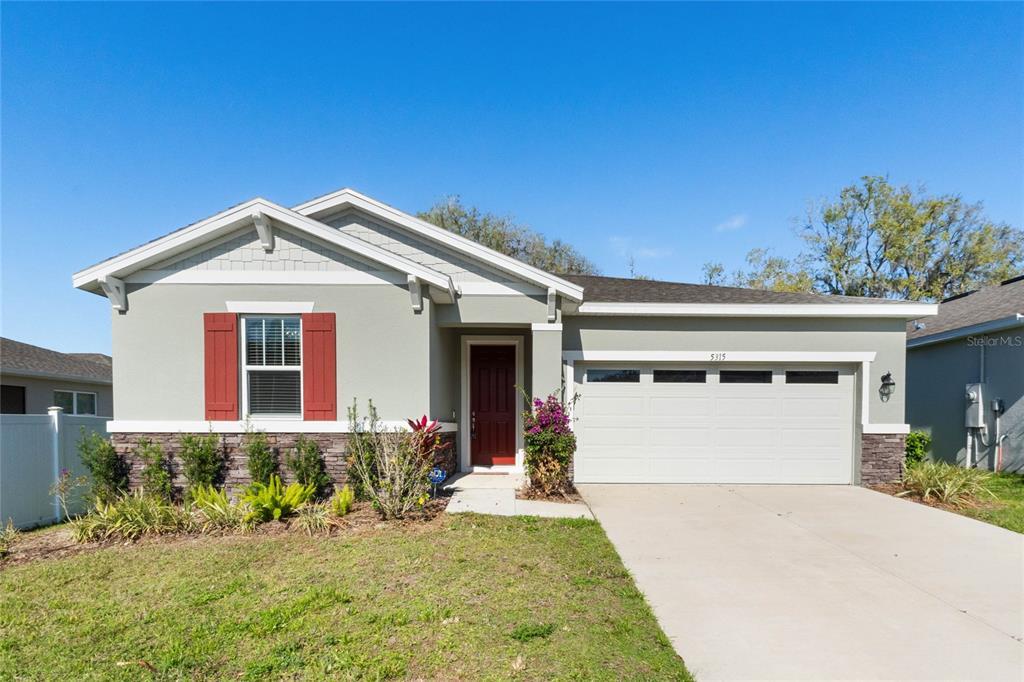 Picture of 5315 Meadow Song Drive, Okahumpka, FL 34762