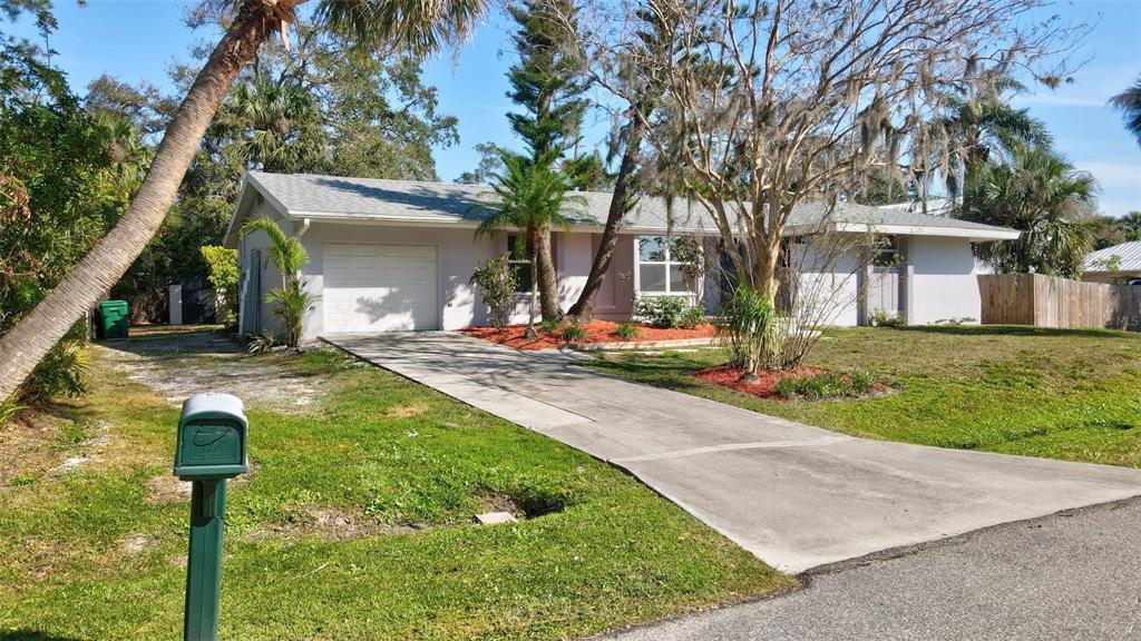 Picture of 1052 Archer Street, Port Charlotte, FL 33952
