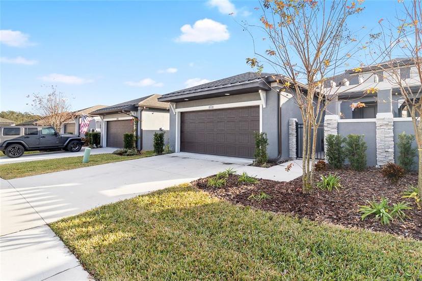 Picture of 219 Villa Luna Lane, Lutz FL 33549