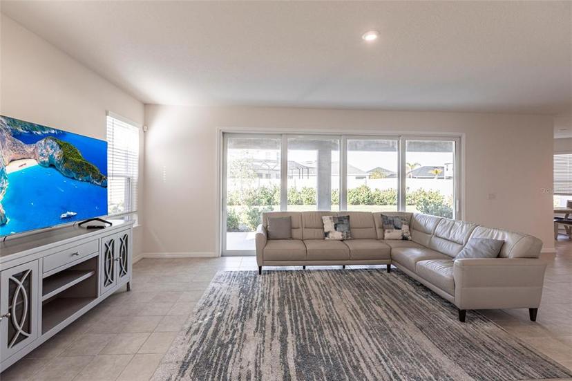 Picture of 5934 Maidenstone Way, Palmetto FL 34221