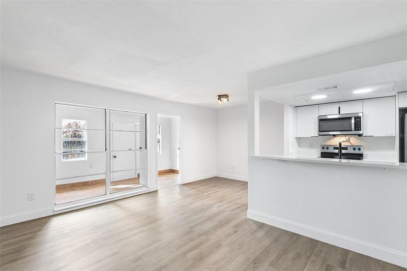 Picture of 2535 E Stanley Matthew Circle, Tampa FL 33604