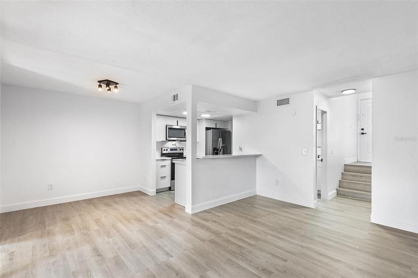 Picture of 2535 E Stanley Matthew Circle, Tampa FL 33604