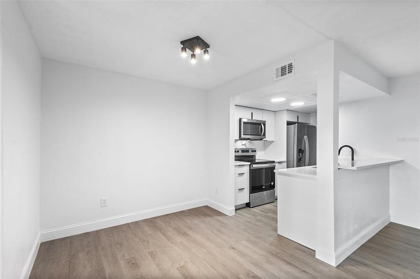 Picture of 2535 E Stanley Matthew Circle, Tampa FL 33604