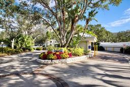 Picture of 1324 Pasadena Avenue S Unit 204, South Pasadena, FL 33707