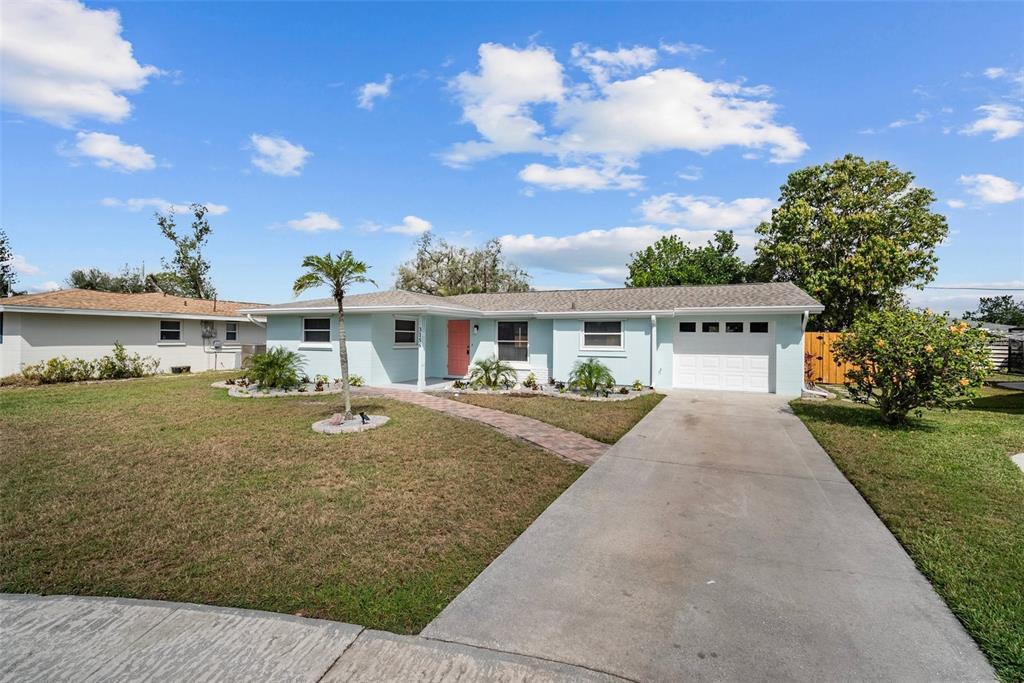 Picture of 3158 Regatta Circle, Sarasota, FL 34231