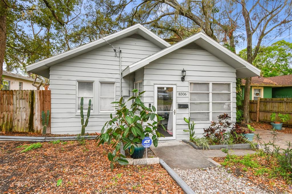 Picture of 8306 N 10Th Street, Tampa, FL 33604