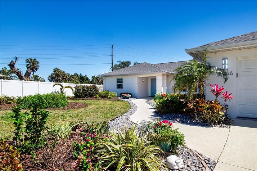 Picture of 2466 Breakwater Circle, Sarasota FL 34231