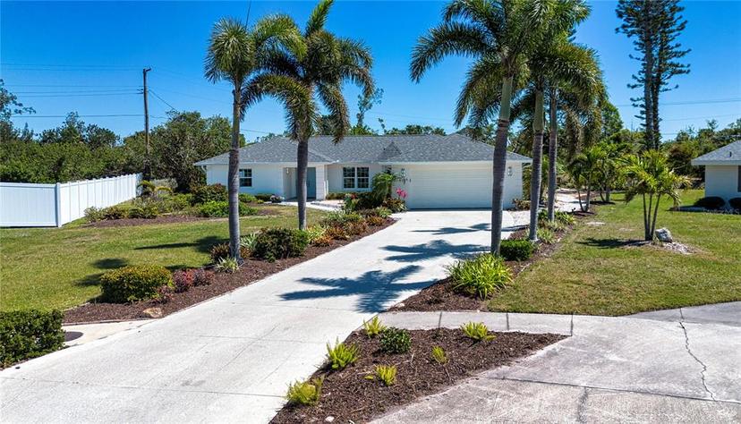 Picture of 2466 Breakwater Circle, Sarasota FL 34231