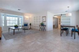 Picture of 2466 Breakwater Circle, Sarasota, FL 34231