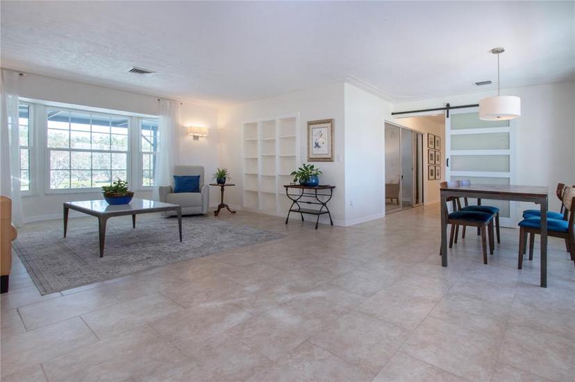 Picture of 2466 Breakwater Circle, Sarasota FL 34231