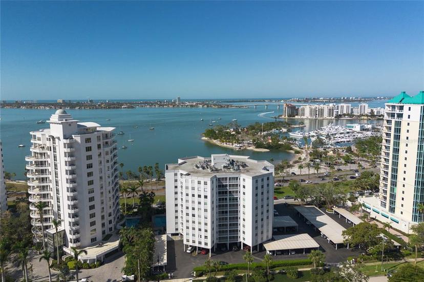Picture of 435 S Gulfstream Avenue Unit 1103, Sarasota FL 34236