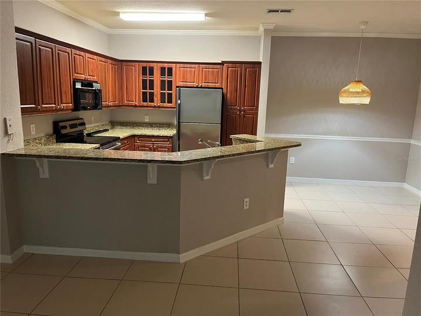 Picture of 3561 Conroy Road Unit 214, Orlando FL 32839