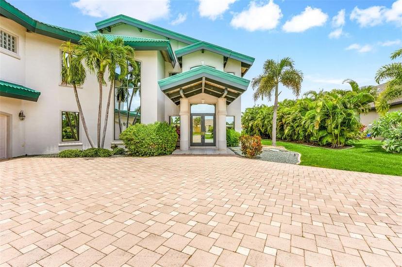 Picture of 1201 Romano Key Circle, Punta Gorda FL 33955