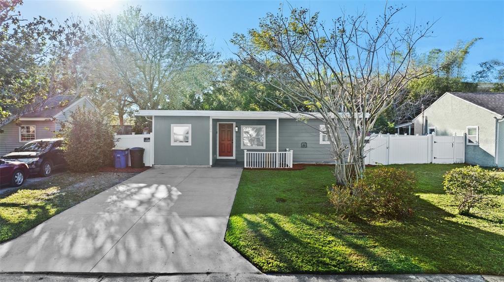 Picture of 304 David Avenue, Clearwater, FL 33759
