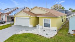 Picture of 458 Hollinghead Loop, Davenport, FL 33896