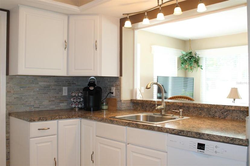 Picture of 9480 45Th Way N, Pinellas Park FL 33782