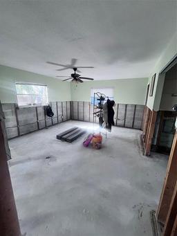 Picture of 1782 Mississippi Avenue Ne, St Petersburg, FL 33703