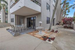 Picture of 1400 1St Avenue W Unit G1, Bradenton, FL 34205