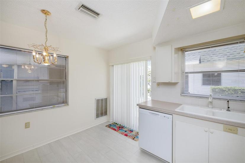 Picture of 7847 39Th Terrace N, St Petersburg FL 33709