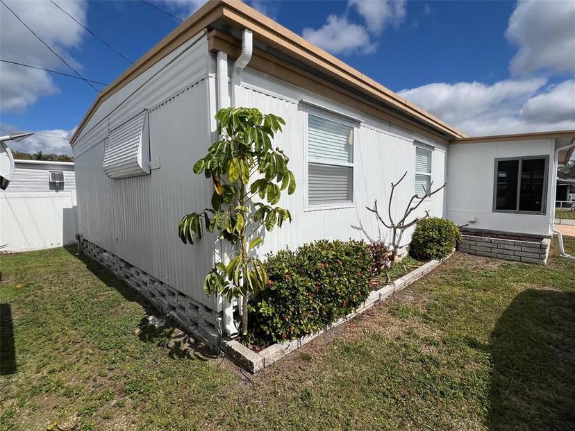 Picture of 12766 Seminole Boulevard Unit 4, Largo FL 33778