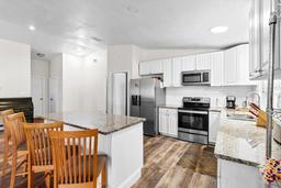 Picture of 9480 W Caravan Path, Crystal River, FL 34428