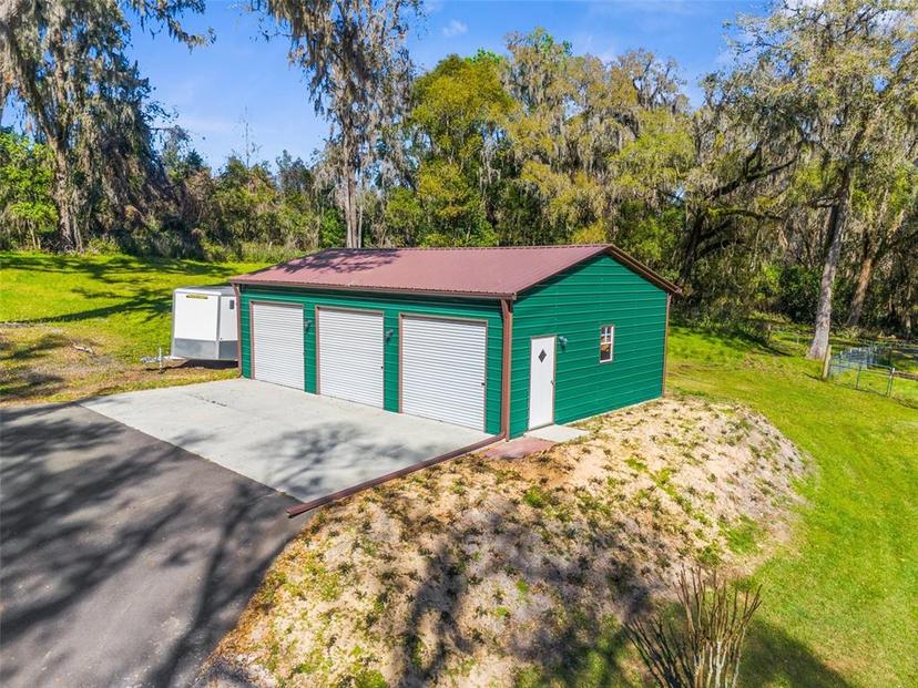 Picture of 22000 Snow Hill Road, Brooksville FL 34601
