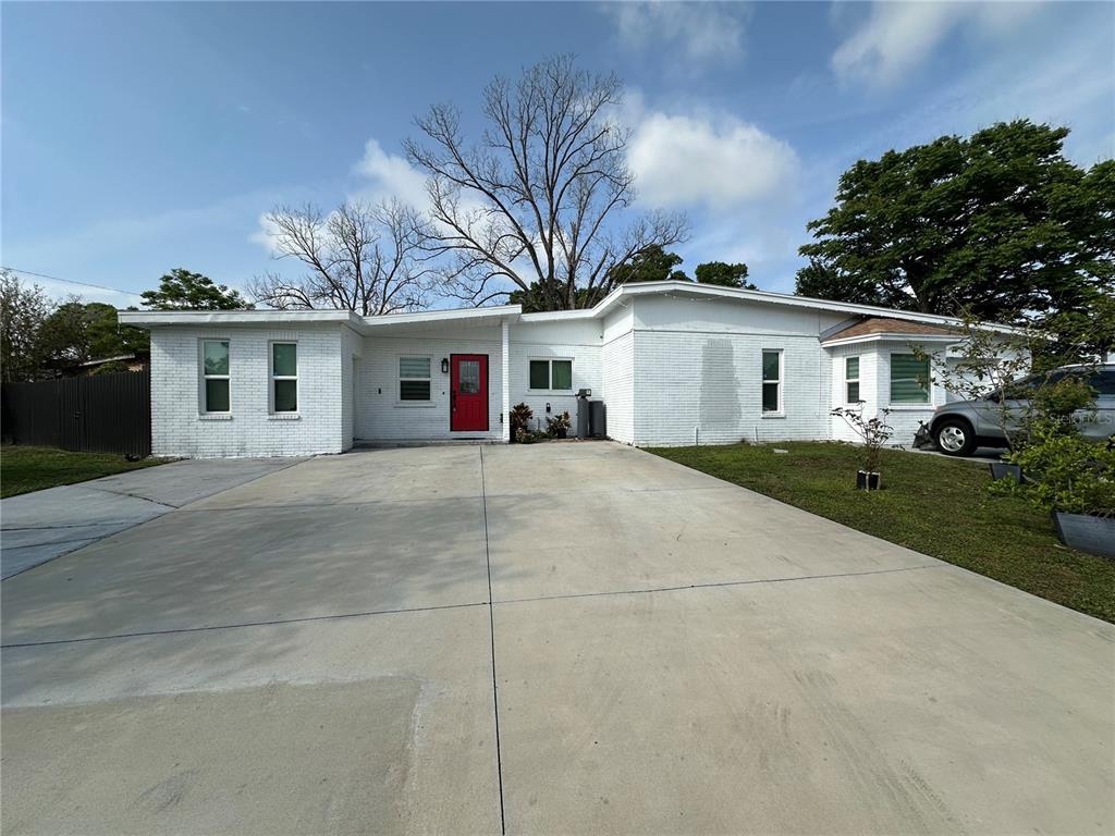 Picture of 1771 Bayview Drive, Lakeland, FL 33805