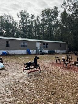 Picture of 589 SW Cumorah Hill Street, Fort White, FL 32038